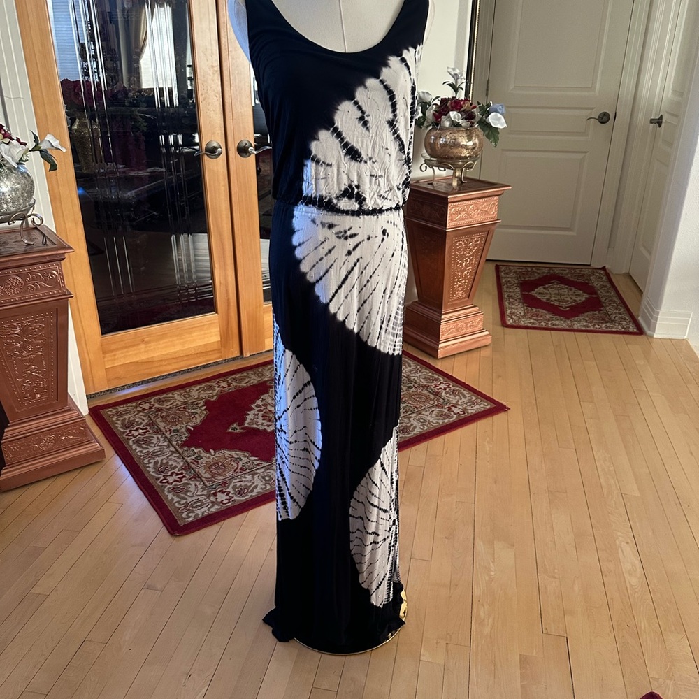 INC International Concepts Black and White Sleeveless Sheath Maxi Dress